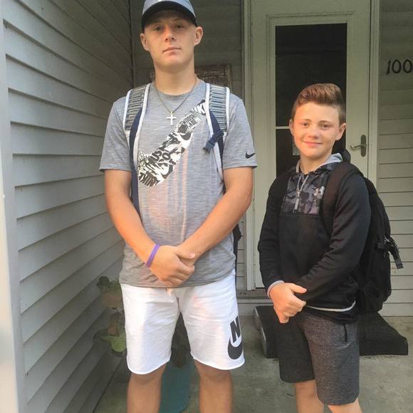 Meet your Posher, Jama - Picture 1 of 1